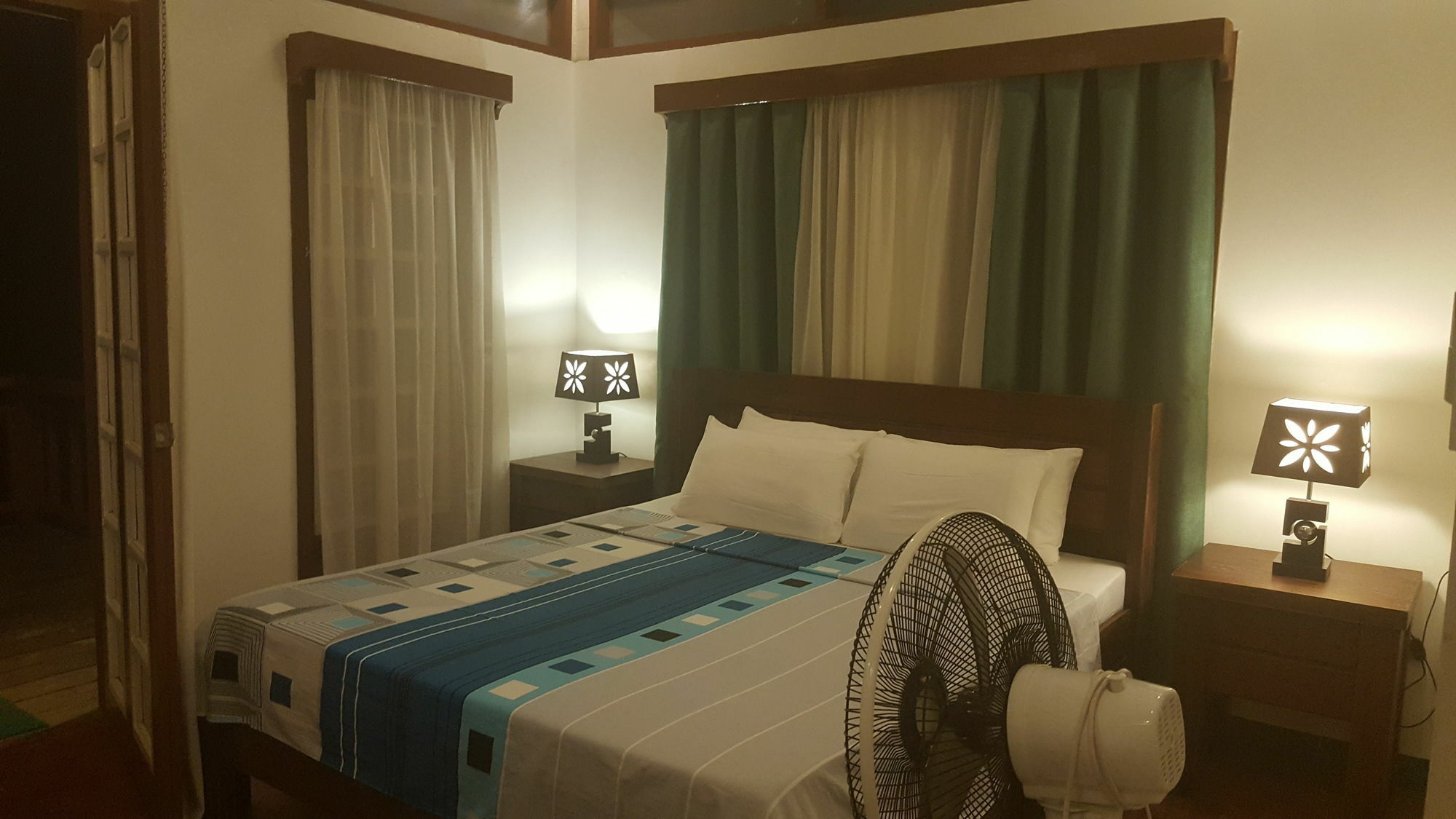 Alternative Beach Cottages El Nido Ngoại thất bức ảnh