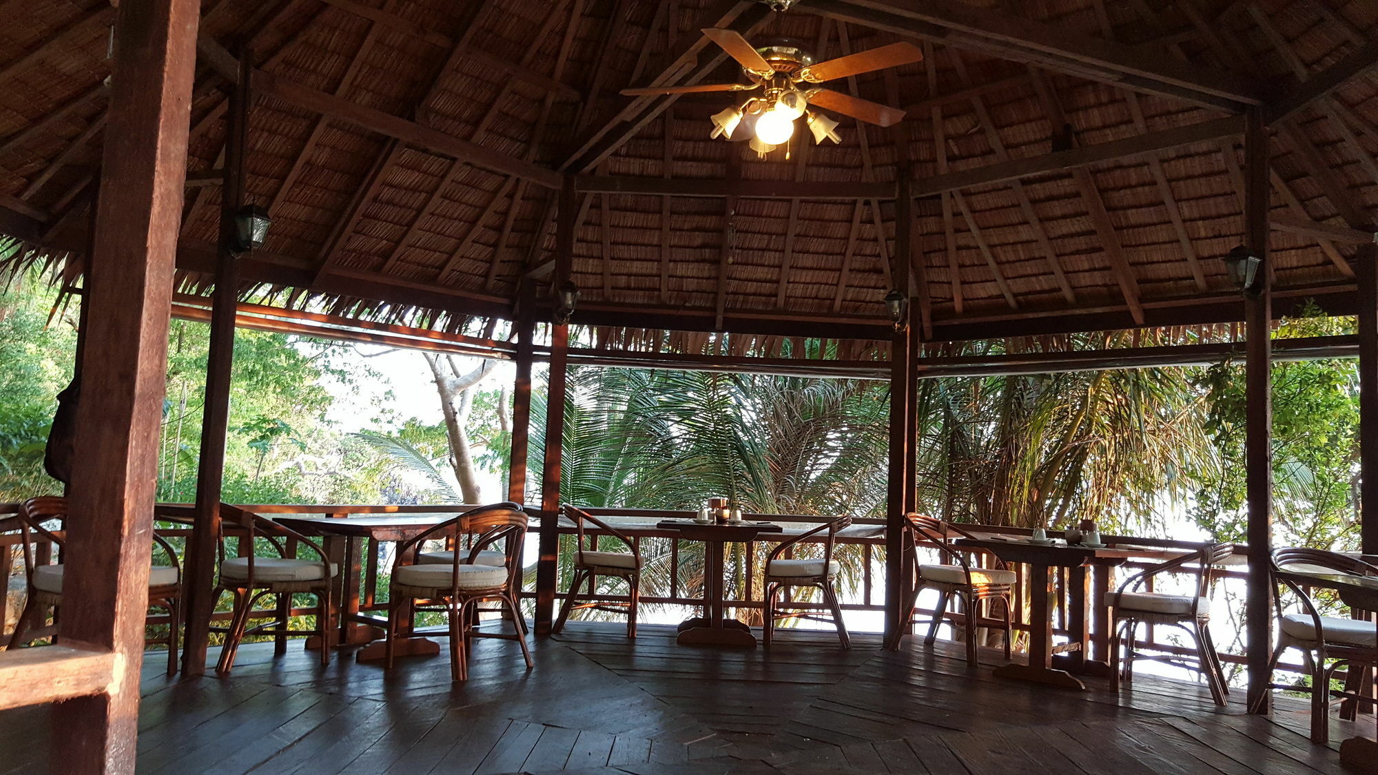 Alternative Beach Cottages El Nido Ngoại thất bức ảnh
